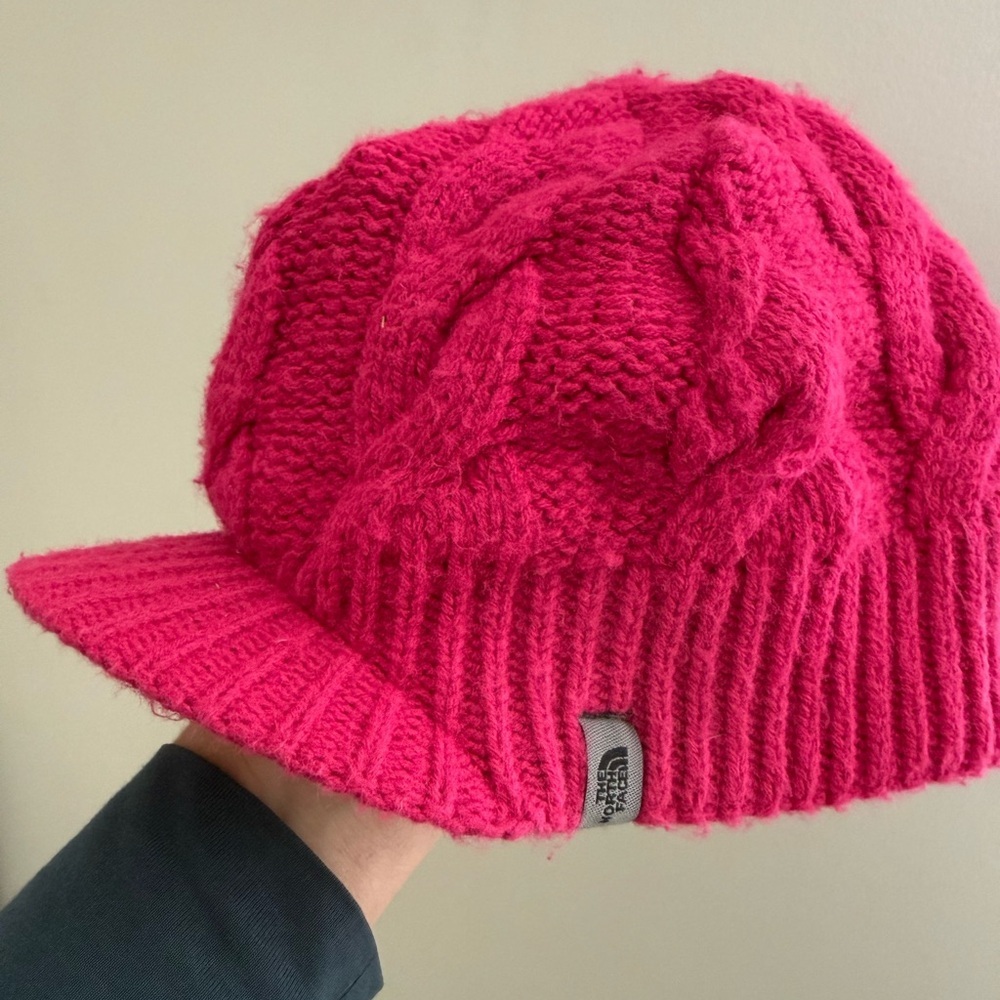 North Face Girls Cable Knit Winter Hat